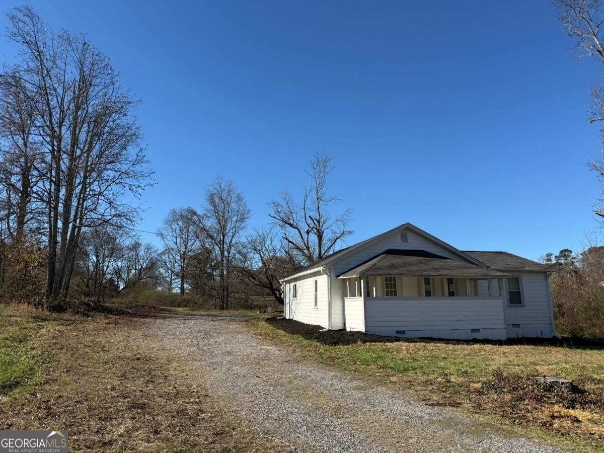 3915 Dahlonega Hwy - Photo 2 of 17