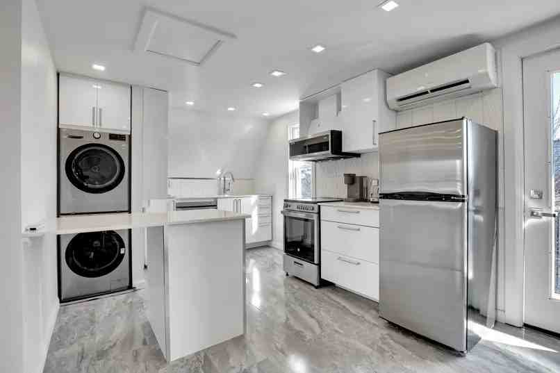 149 Concord Street South #3 - Photo 2 of 9