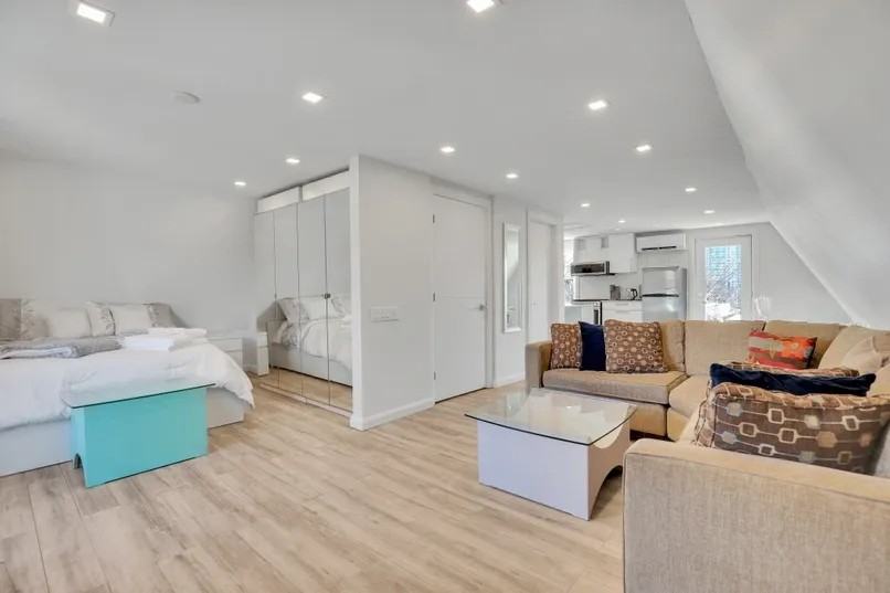 149 Concord Street South #3 - Photo 6 of 9