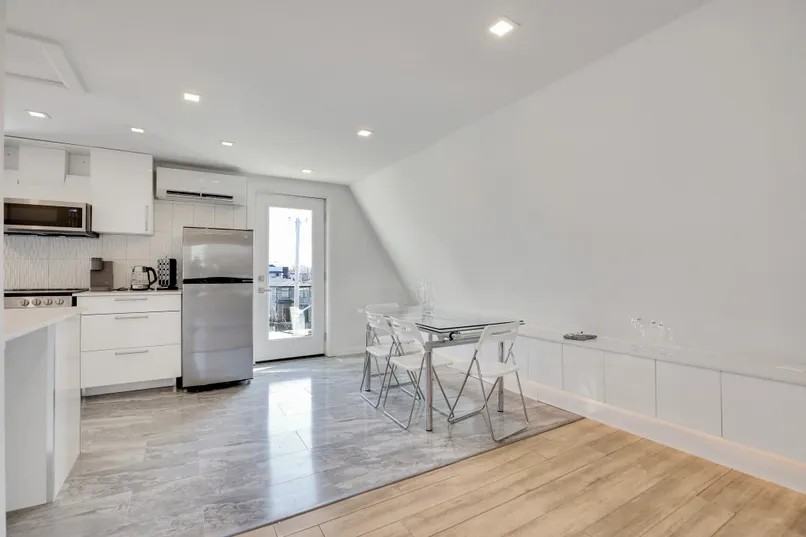 149 Concord Street South #3 - Photo 7 of 9