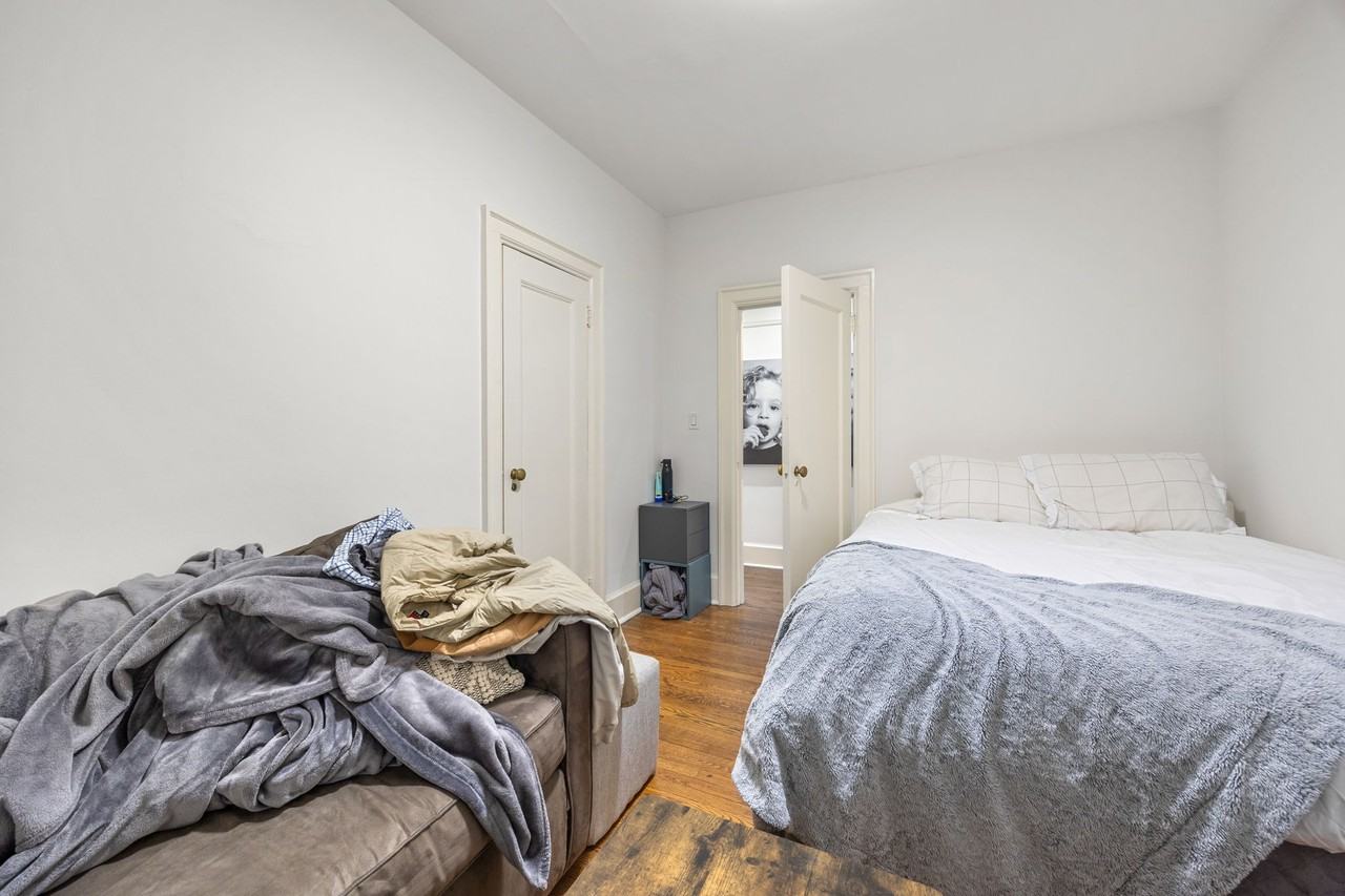 42 Heath Street West #Main - Photo 7 of 18