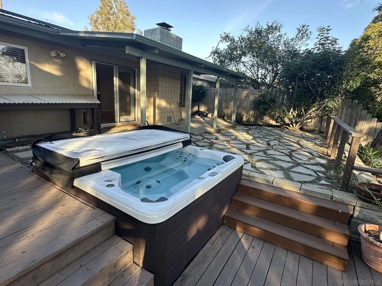 3653 Jennifer Street - Photo 2 of 39