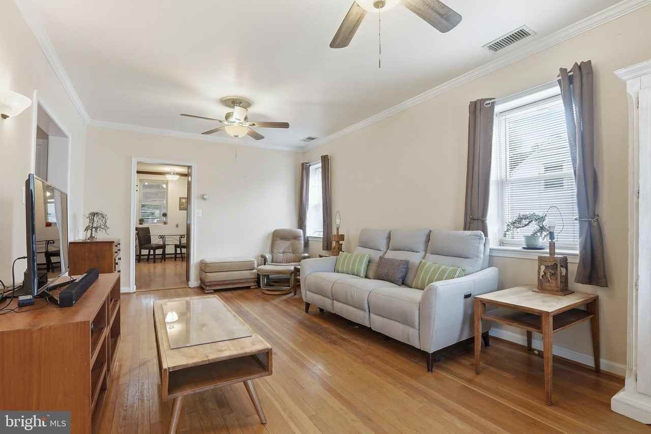 1141 Ingleside Avenue - Photo 6 of 32