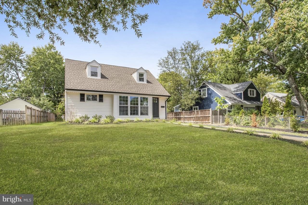 6916 Columbia Dr - Photo 5 of 50