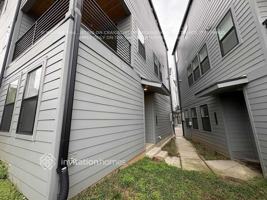 featured image of 428 38th Avenue North #3