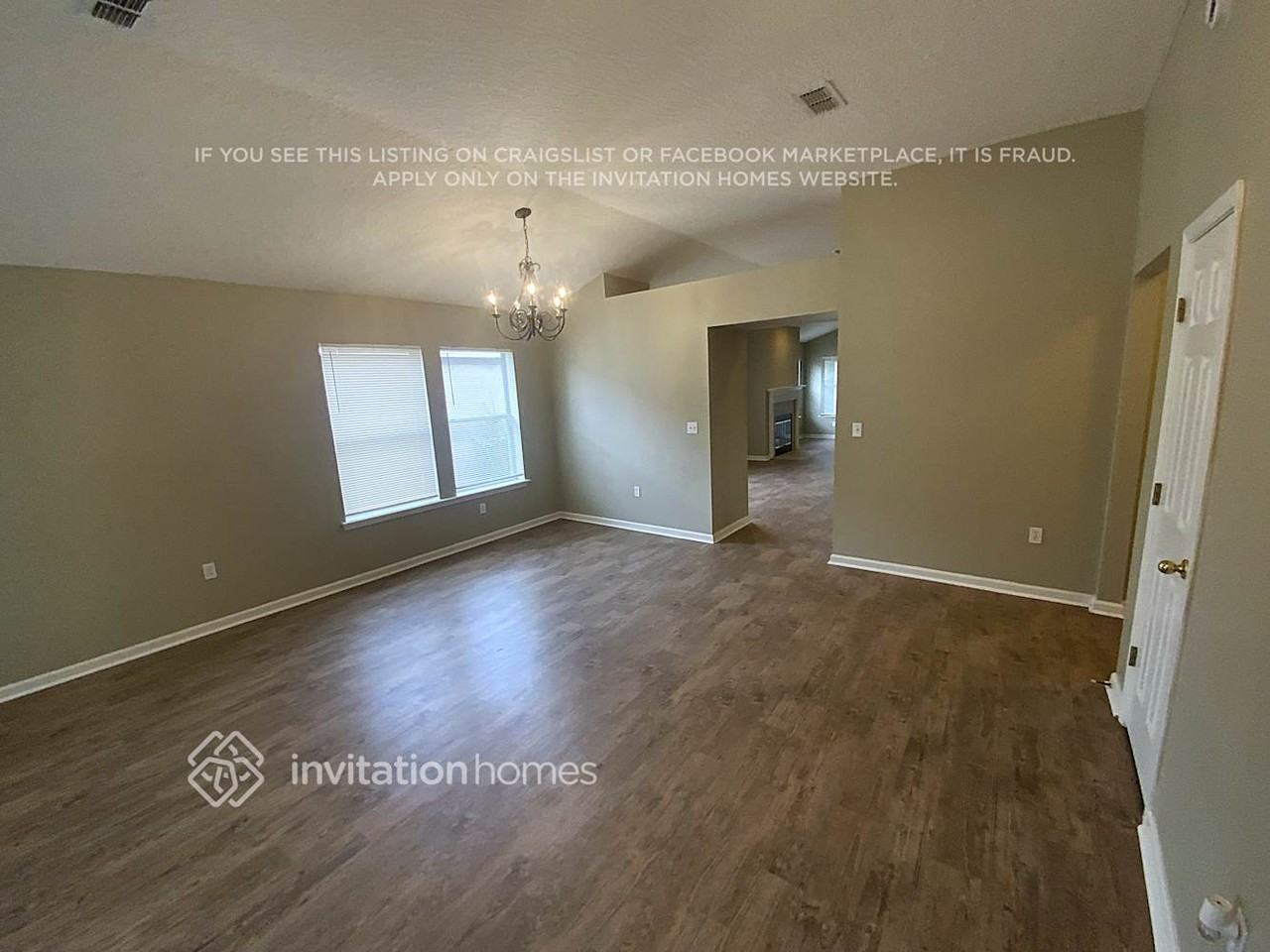 13463 Devan Lee Dr E - Photo 3 of 20