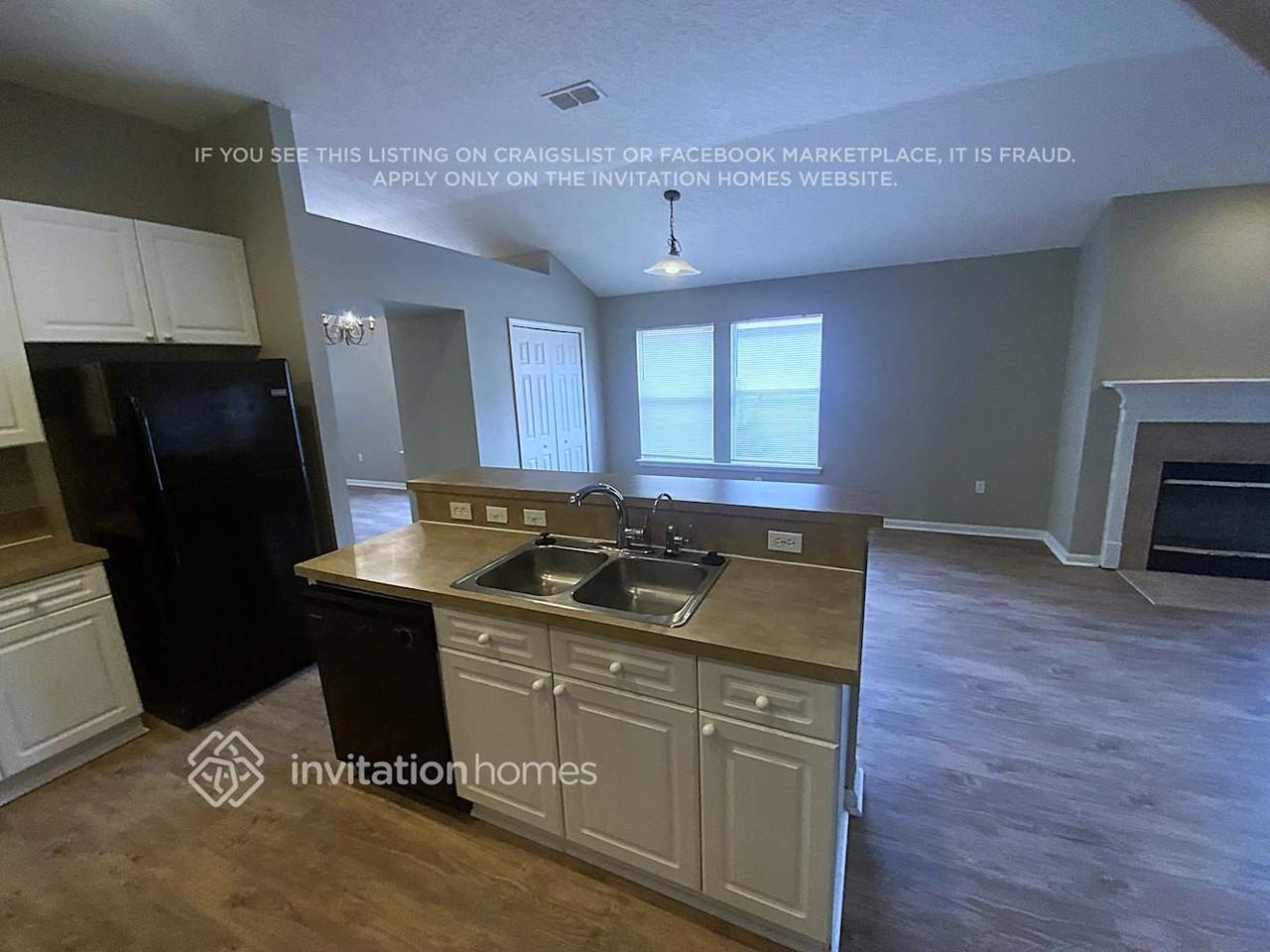 13463 Devan Lee Dr E - Photo 7 of 20