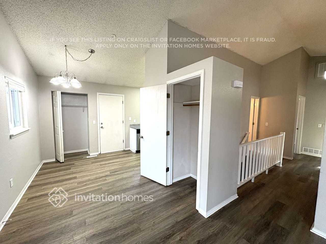 18358 E Layton Pl - Photo 5 of 15