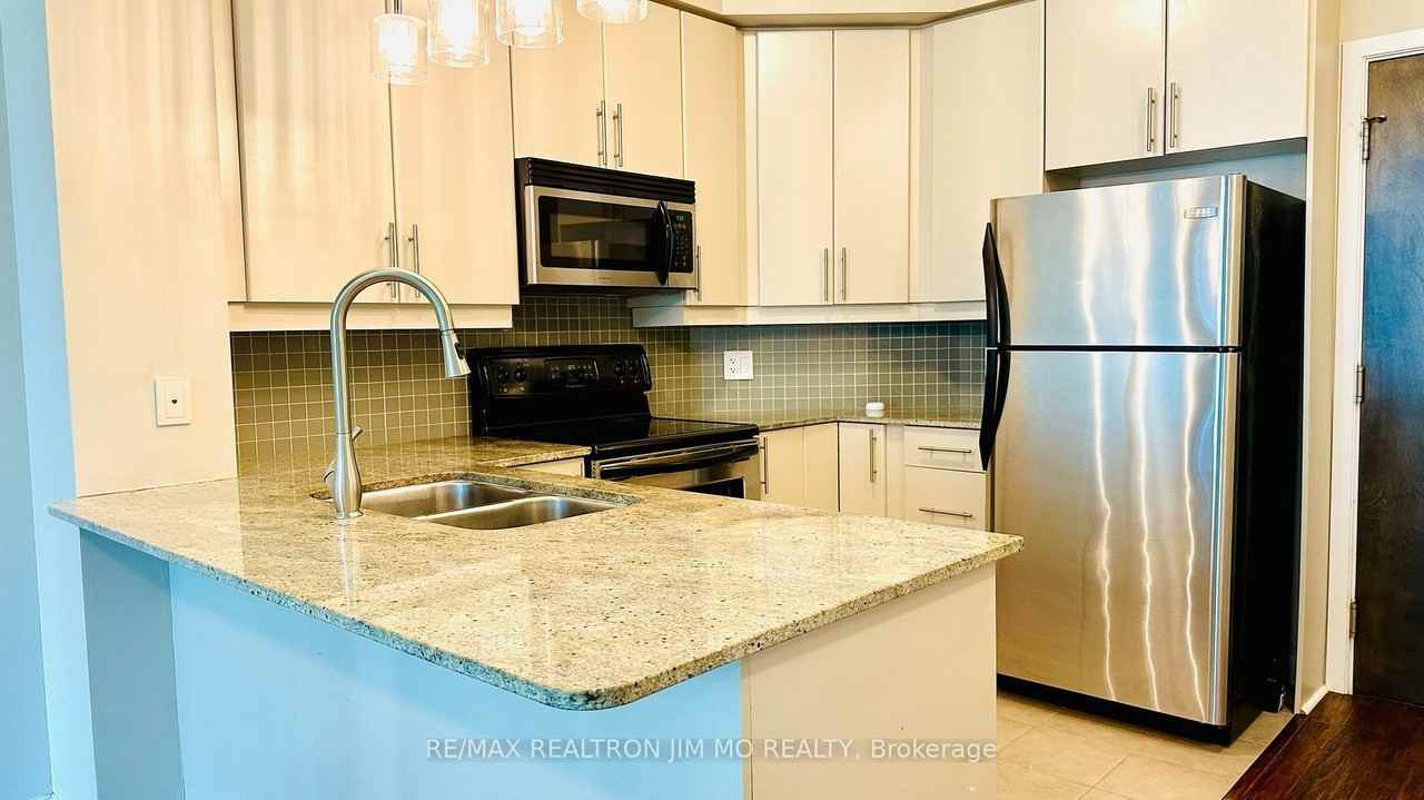 18 Harbour Street #1704 - Photo 2 of 12