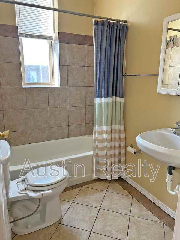 4660 Tyrolean Ave #2F - Photo 6 of 7