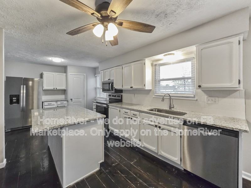 4905 Carry Back Ln - Photo 2 of 30