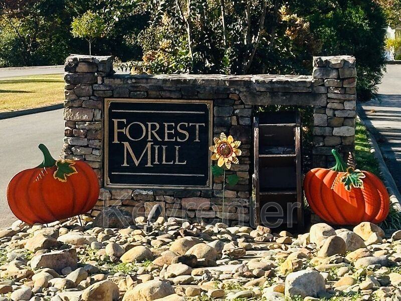 12490 Daisywood Dr - Photo 3 of 45