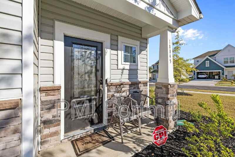 18045 Stark Way - Photo 3 of 34