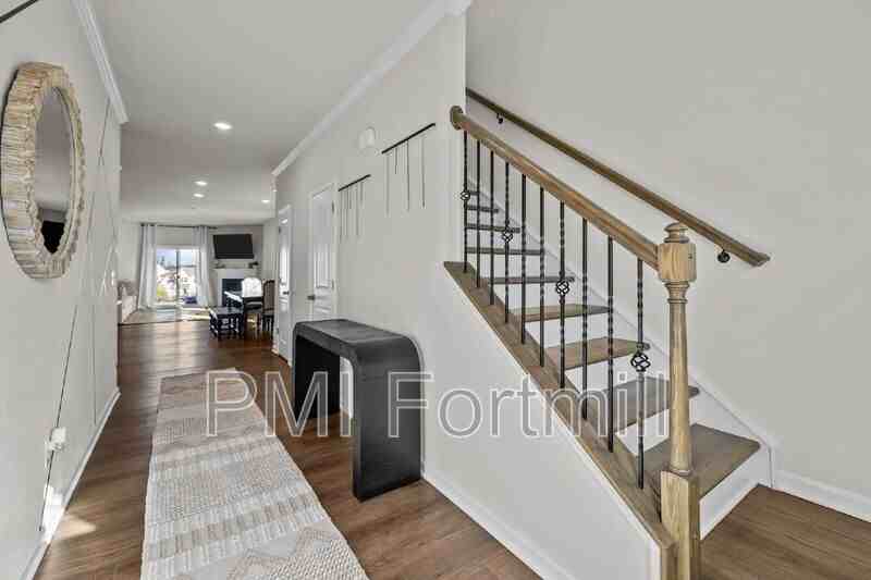 18045 Stark Way - Photo 4 of 34