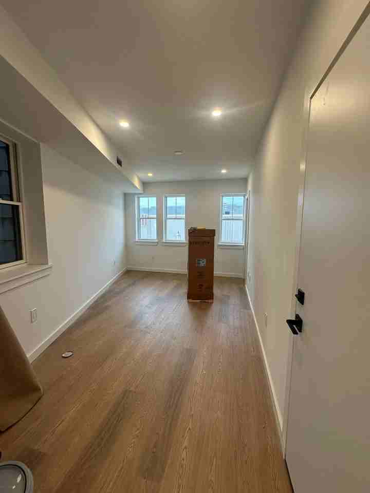 729 West Avenue - Photo 3 of 6