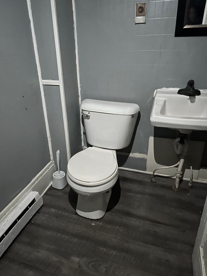 611 West Marion Street - Photo 4 of 5