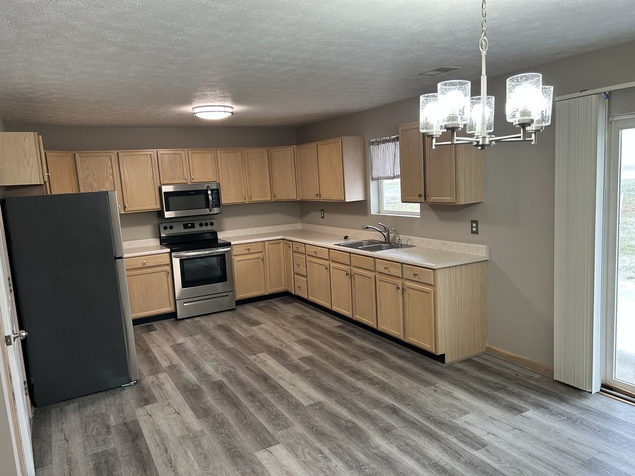 10418 Deer Creek Drive - Photo 5 of 10