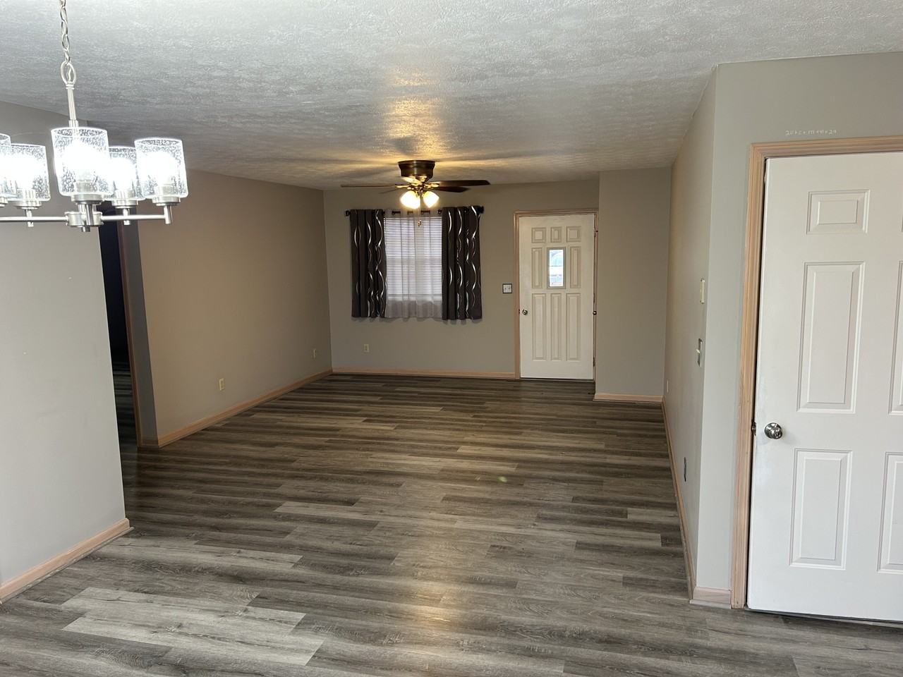 10418 Deer Creek Drive - Photo 6 of 10