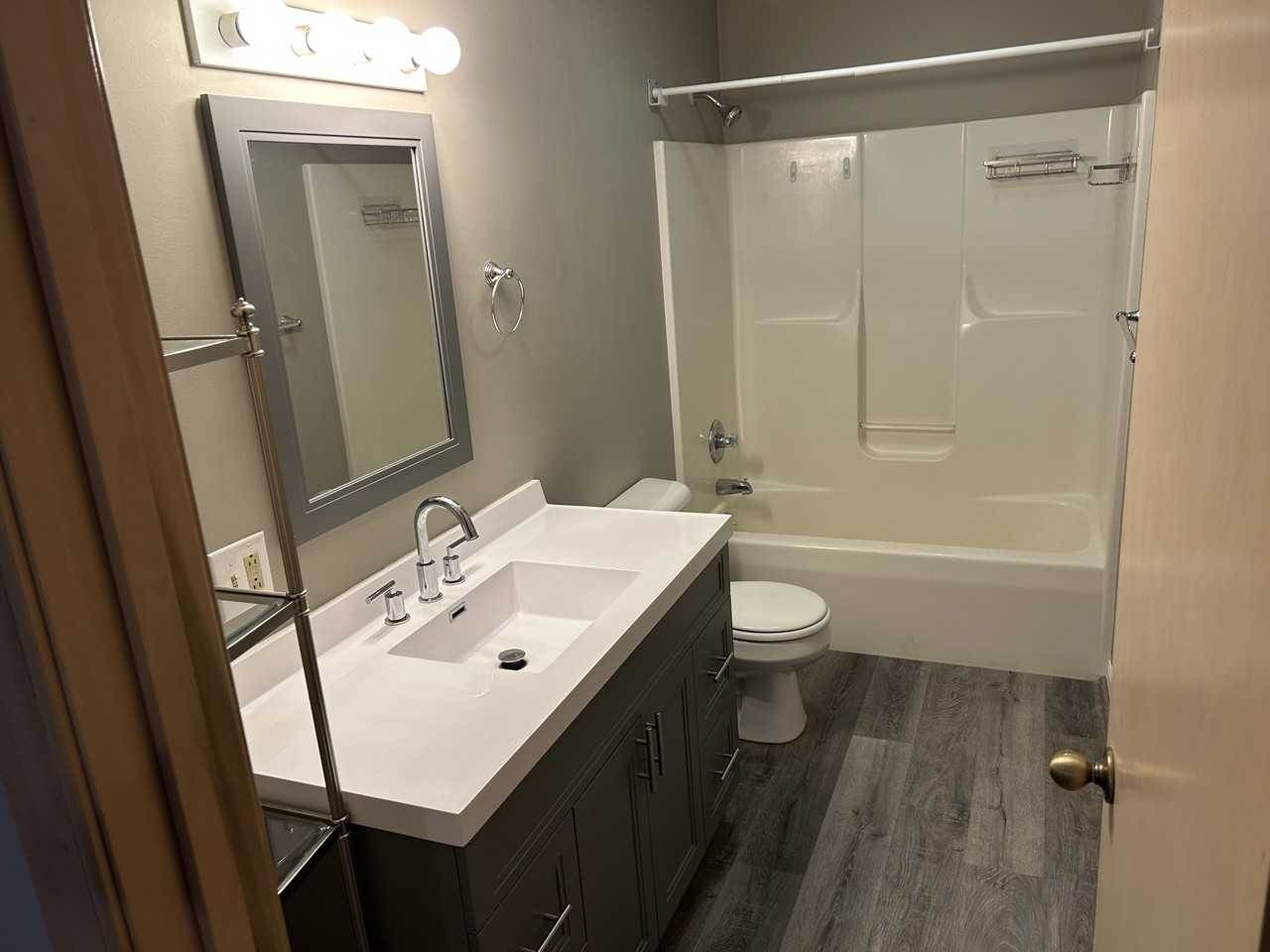 10418 Deer Creek Drive - Photo 7 of 10