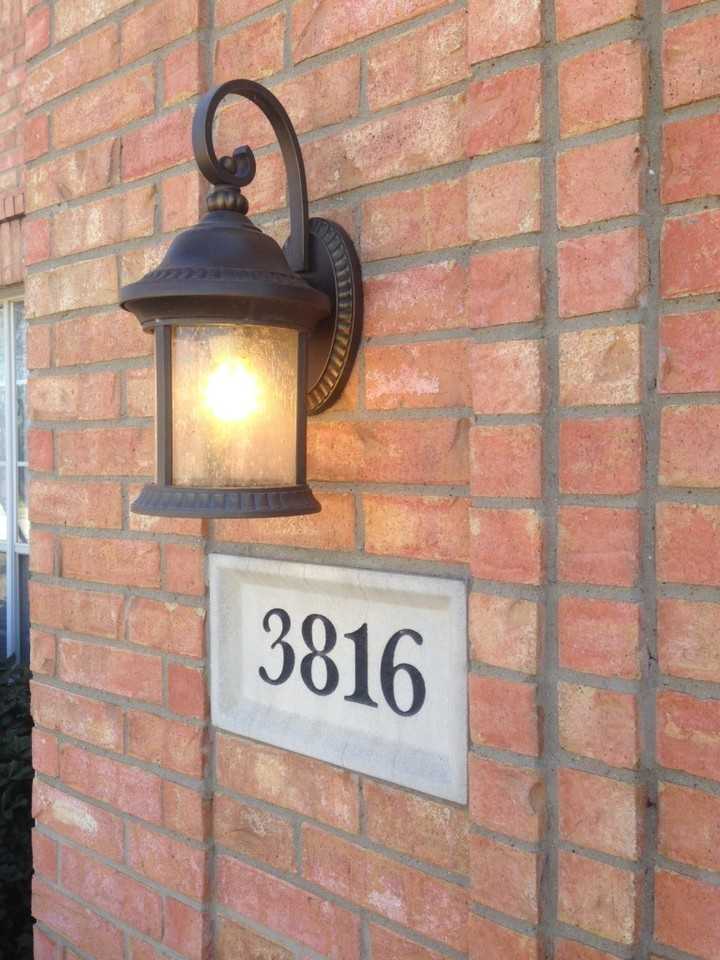 3816 Johnson Dr - Photo 2 of 17