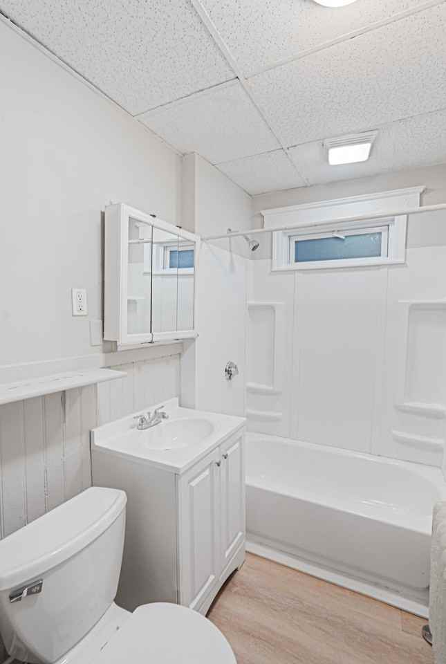 112 West Street - Photo 4 of 22