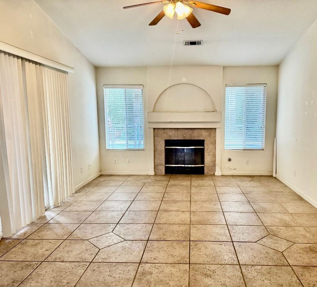 673 Tusky Ave - Photo 3 of 13