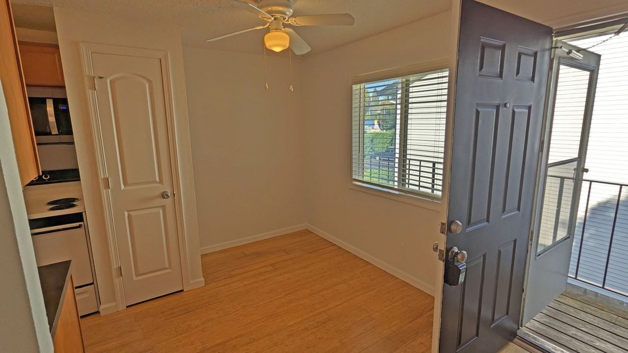 Stonecrest Corner - Photo 4 of 50