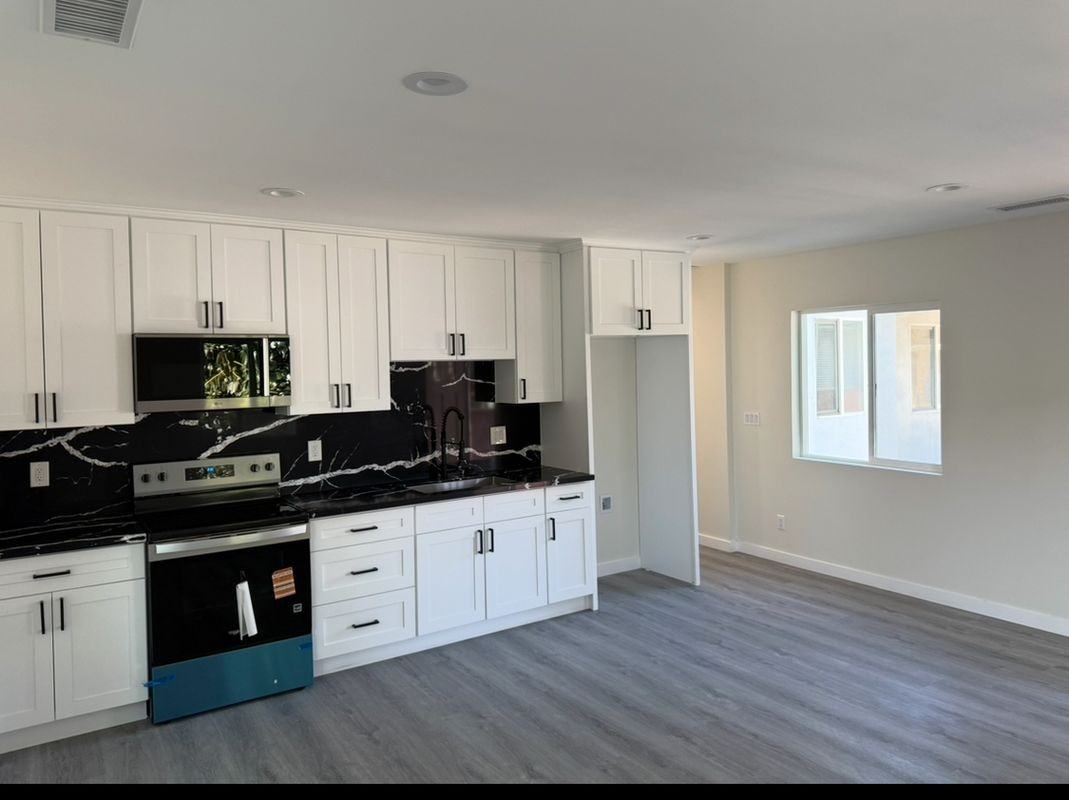 2834 Cudahy Street - Photo 4 of 9