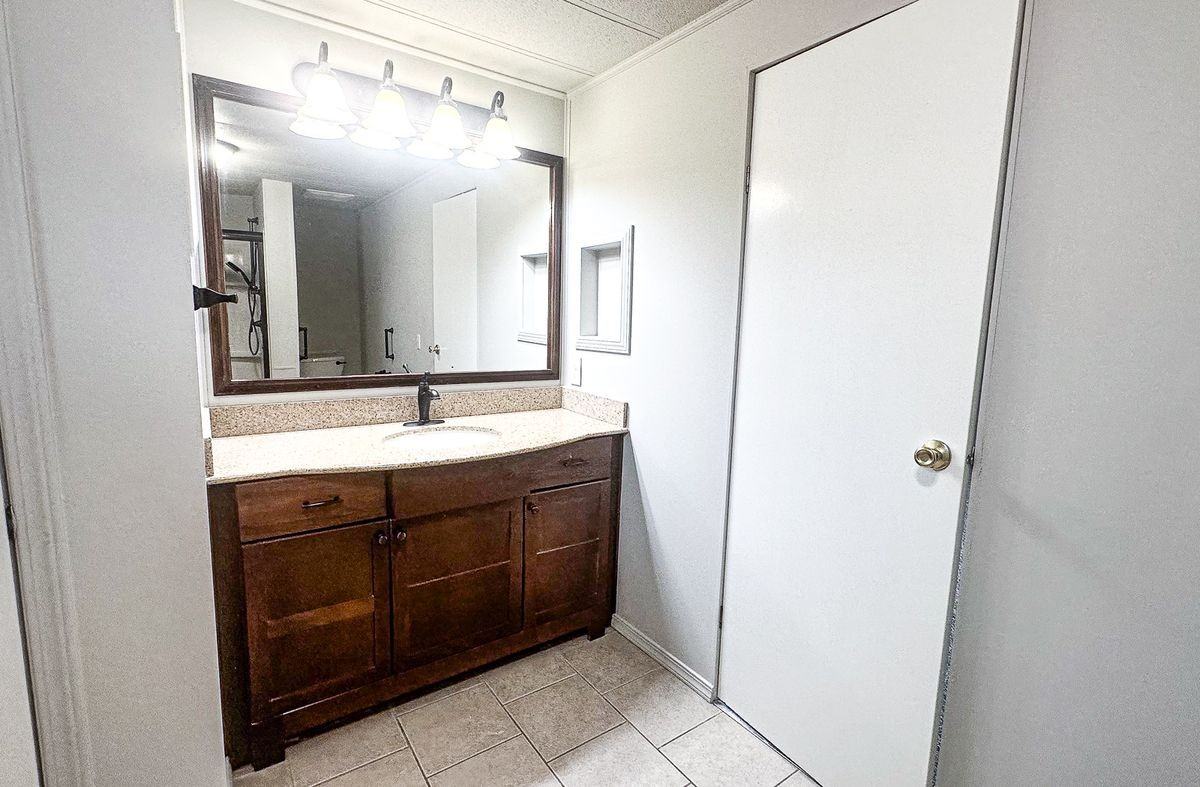 1200 Artesian Rd ##10 - Photo 7 of 15