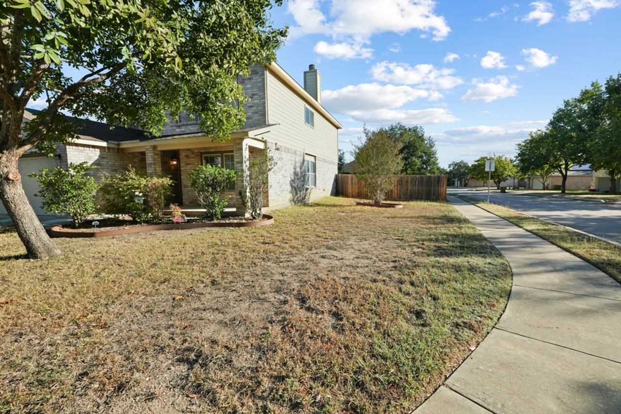 16502 Retama Crown - Photo 3 of 21