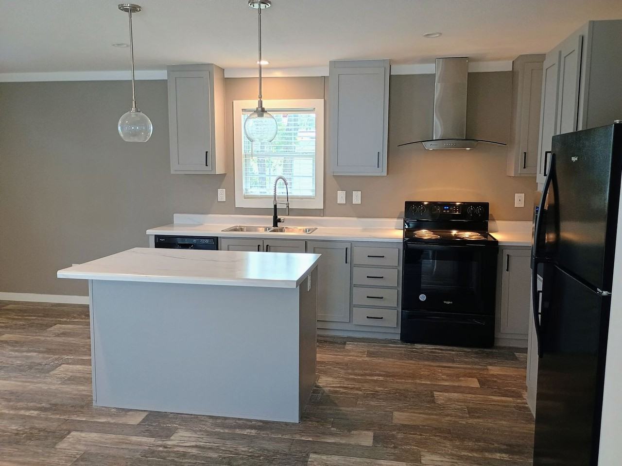 7353 Thorpp Avenue - Photo 5 of 22