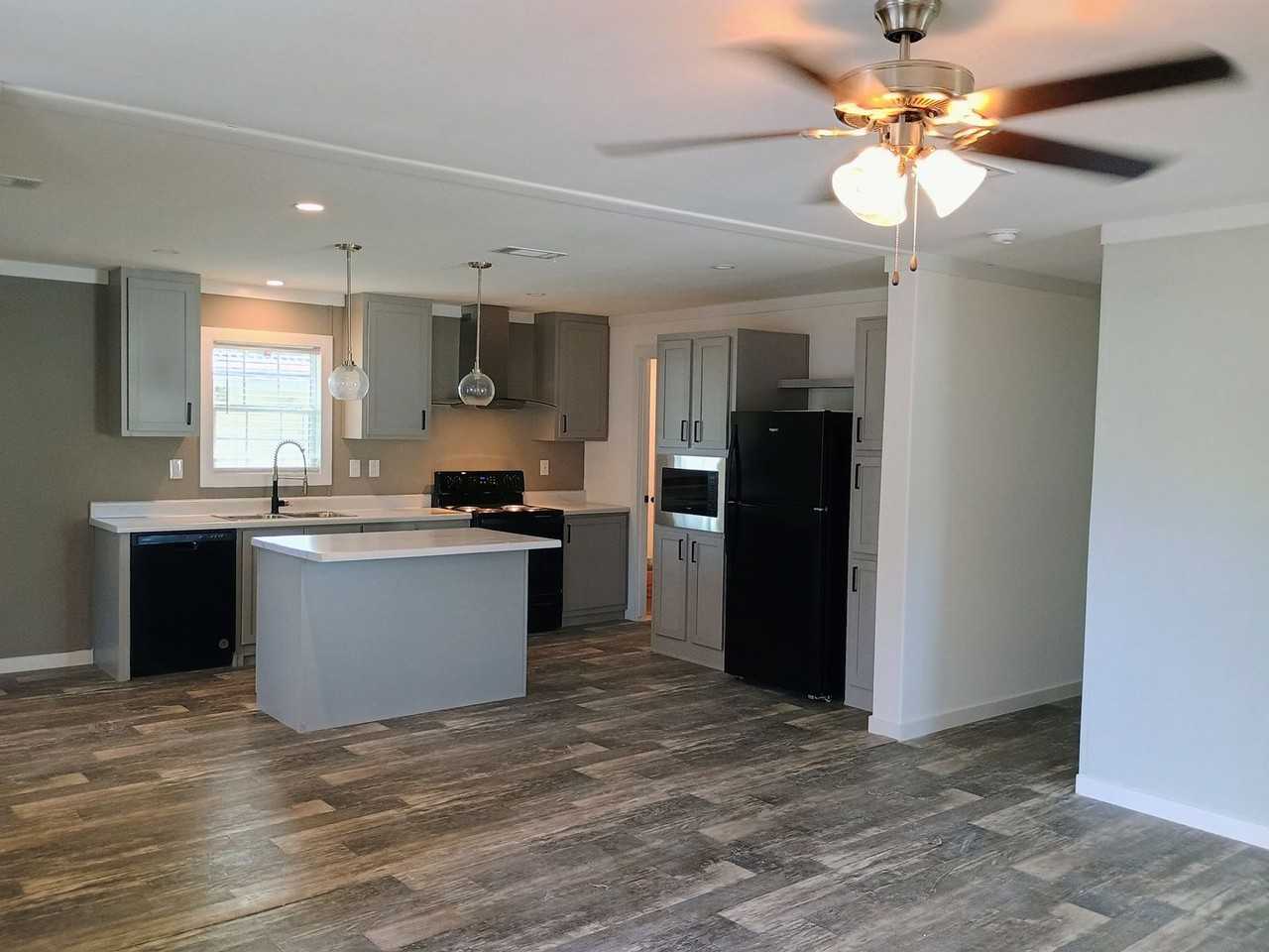 7353 Thorpp Avenue - Photo 7 of 22