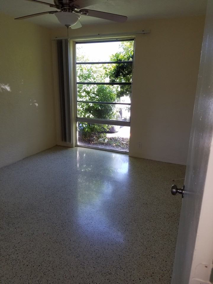 The Milano Manor Apartments - Photo 5 of 25