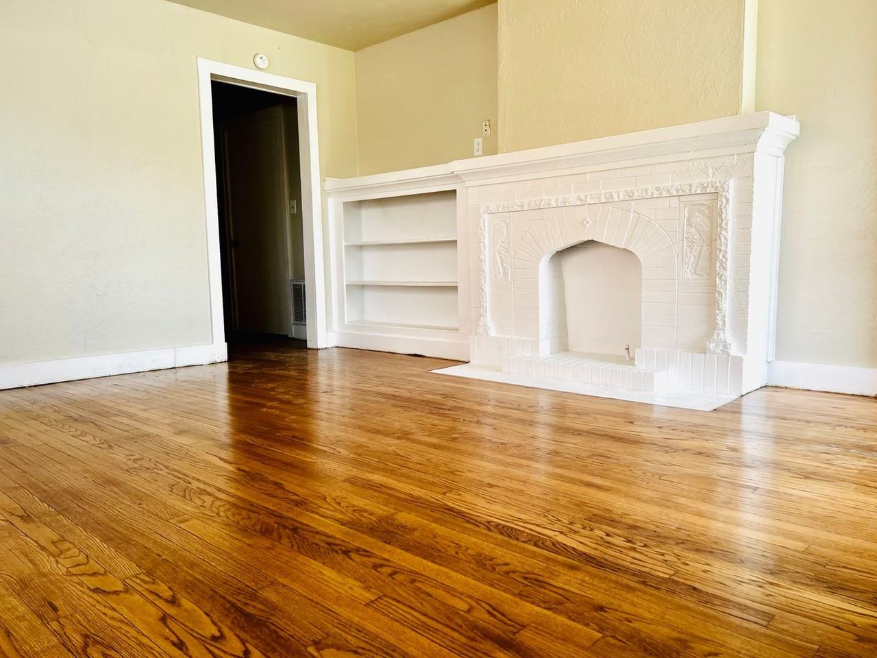 1515 Northwest 18th Street - Photo 3 of 14