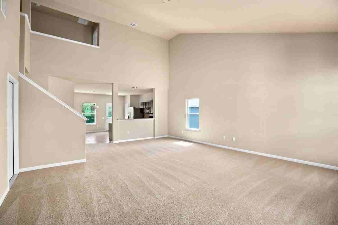 1505 Maier Dr - Photo 3 of 20