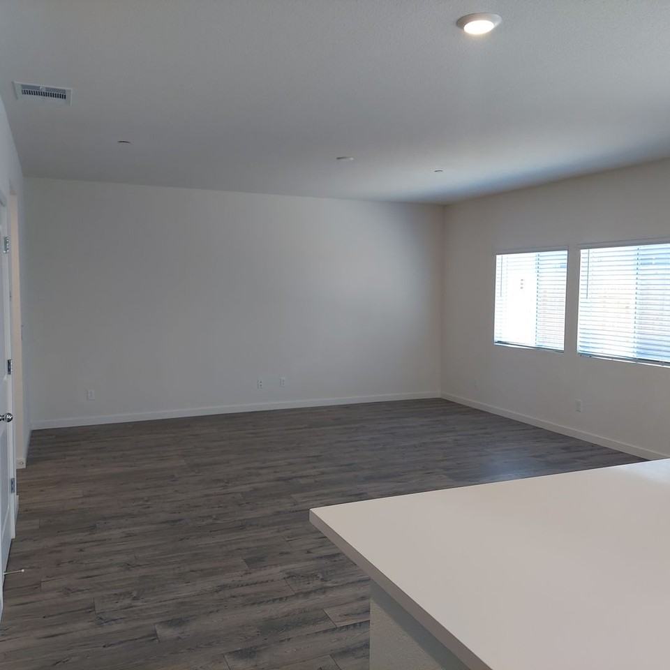 9264 Farmstead Cir - Photo 5 of 30