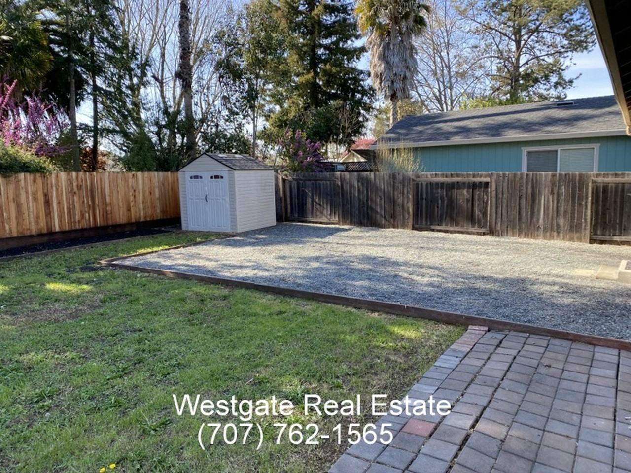 8419 Lakewood Avenue - Photo 2 of 22