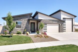 1418 West Caravan Street - Photo 1 of 1