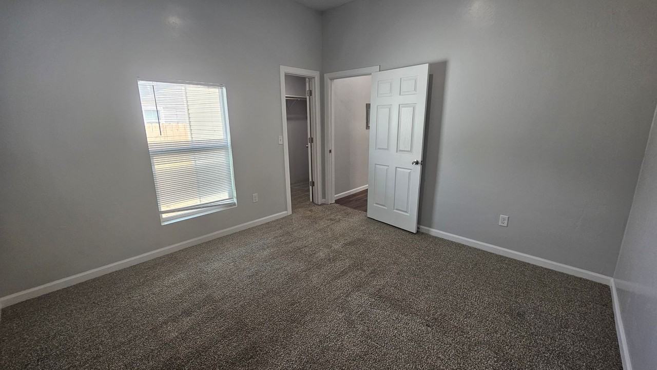 709 Wichita Ave - Photo 5 of 6