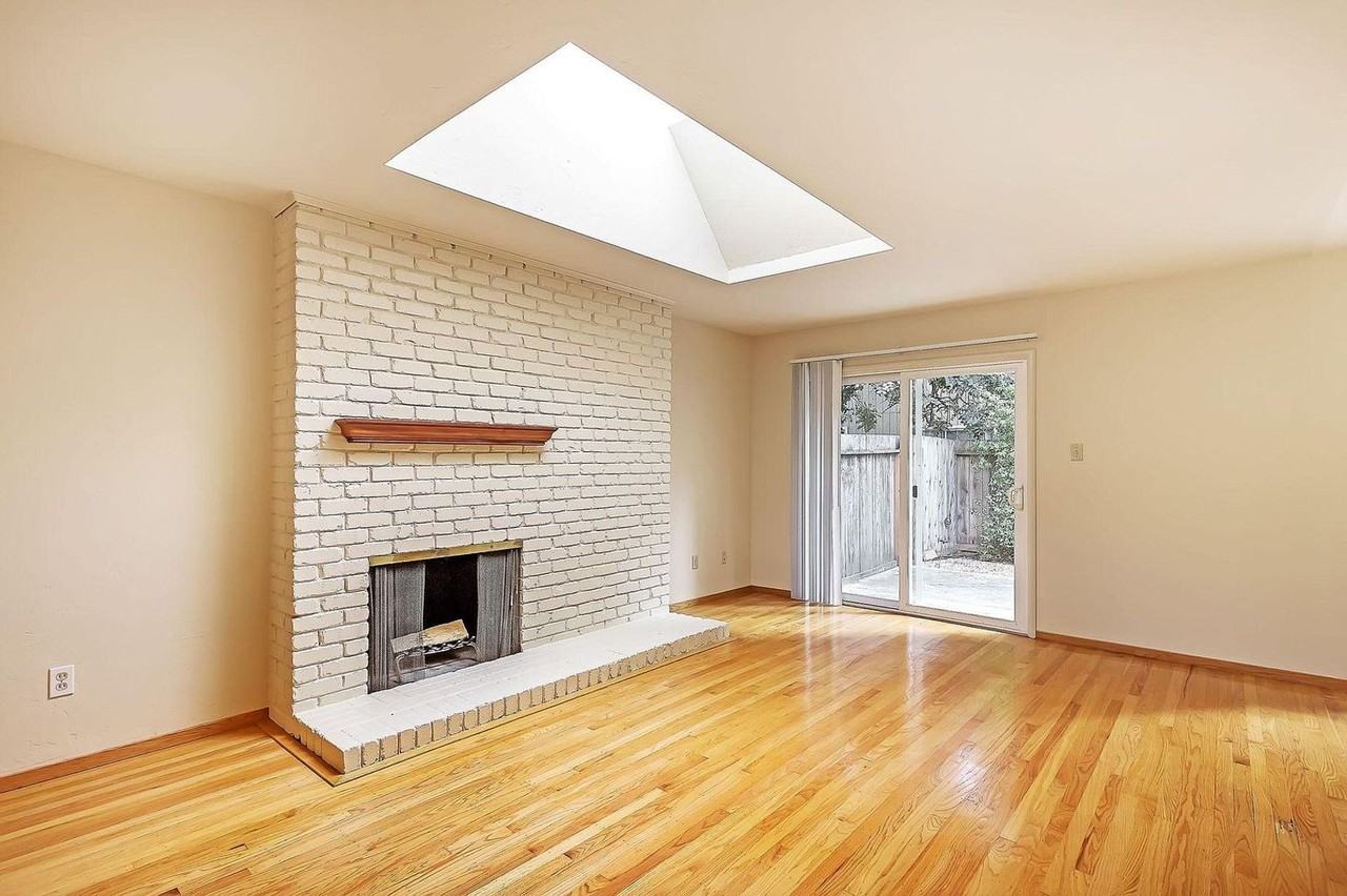 1168 Sanchez Way - Photo 4 of 21