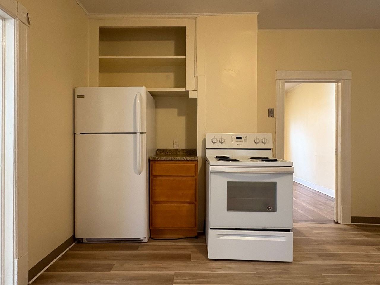 36 Walnut St - Photo 4 of 16