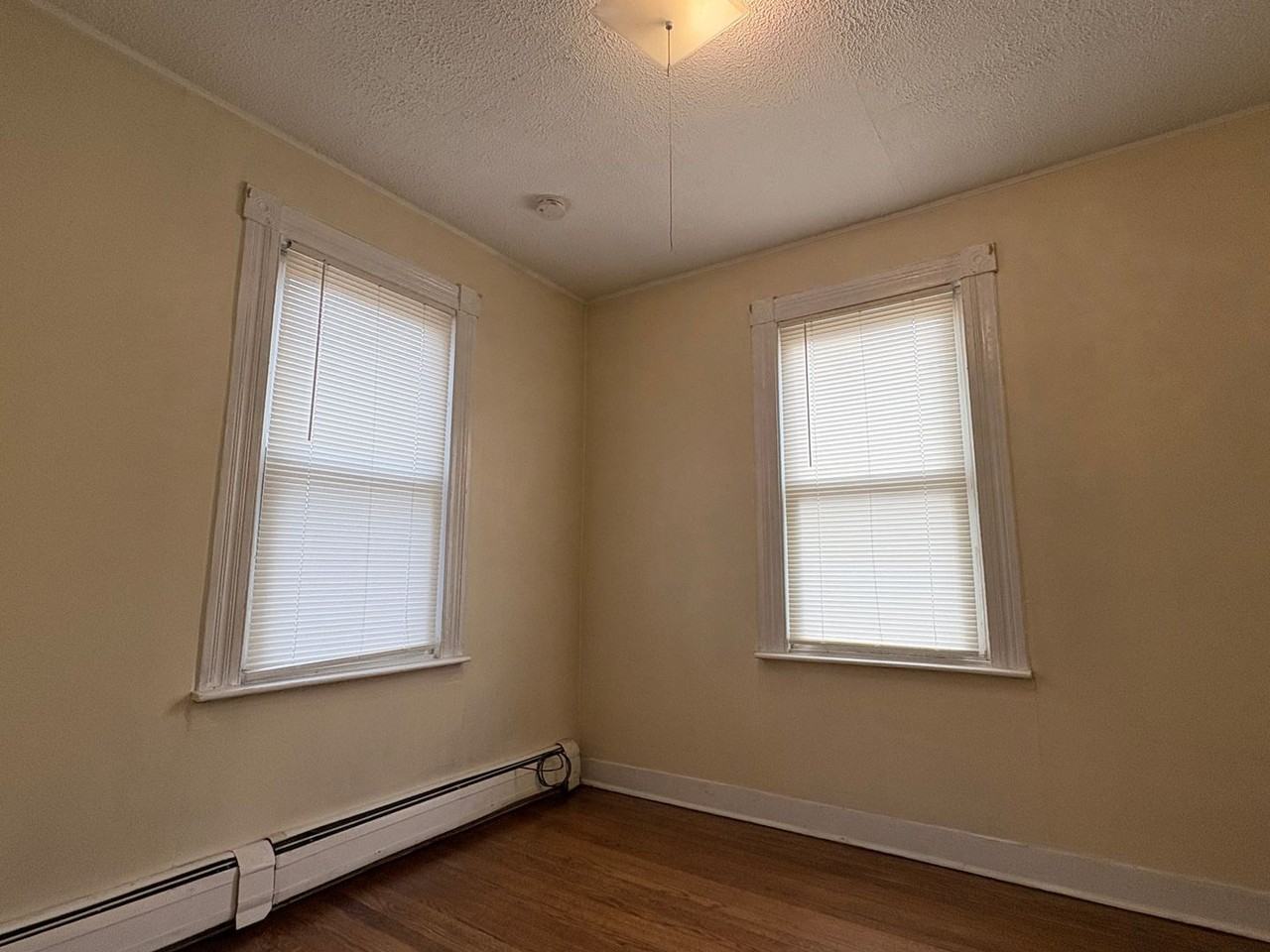 36 Walnut St - Photo 7 of 16