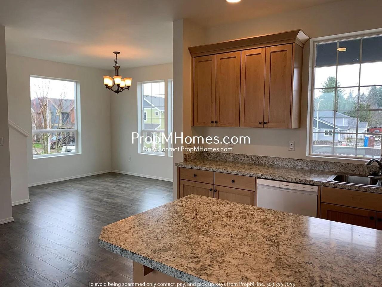 162 Northeast American Drive - Photo 4 of 9