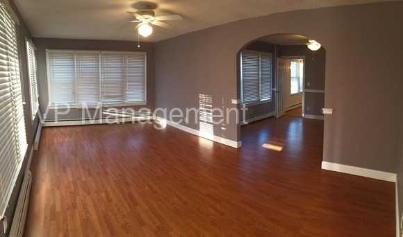 563 Springfield St - Photo 2 of 6