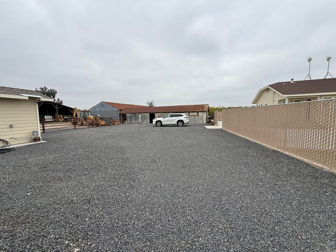 31450 Lone Tree Rd - Photo 2 of 50