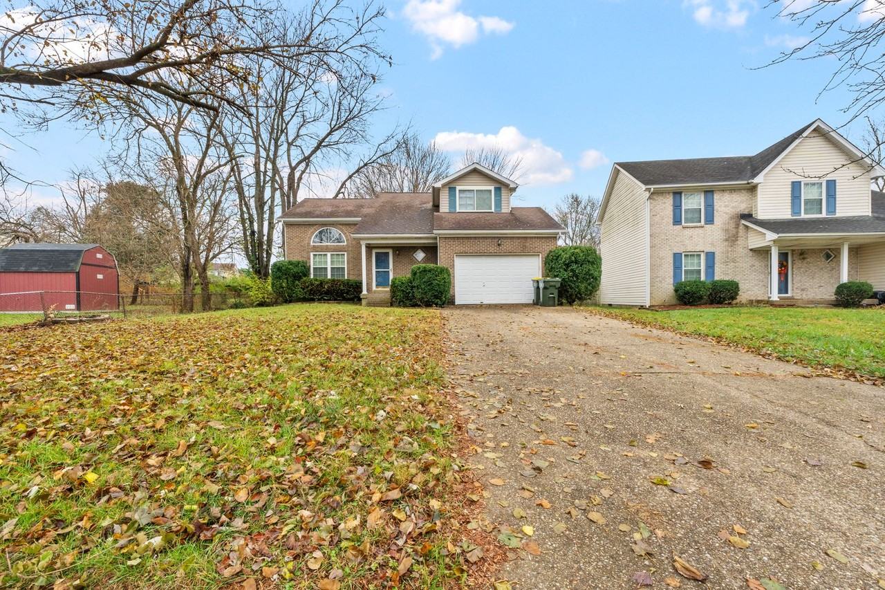 11001 Bay Run Drive - Photo 3 of 44