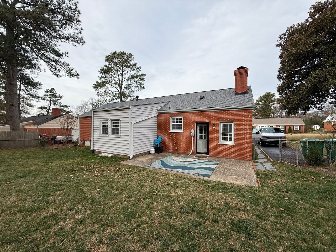 509 Cokesburg Ln - Photo 3 of 22
