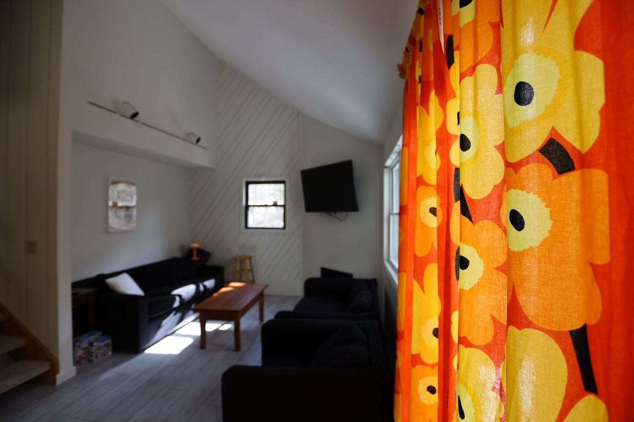 3 Campton Mountain Drive - Photo 6 of 47