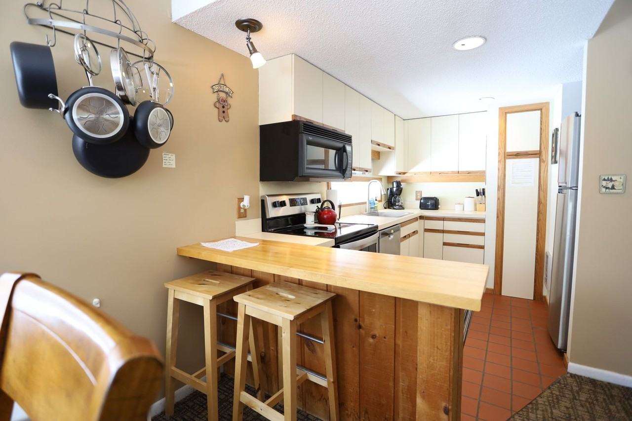 29 Mountain Brook Way - Photo 4 of 31