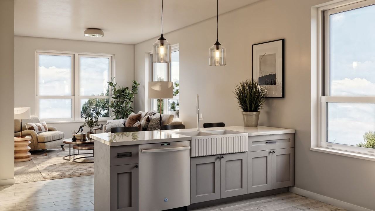 Luxury Studio & 1 - Photo 2 of 25